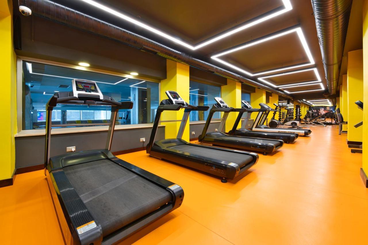 Salamis Bay Conti Resort Hotel & Casino ฟามากุสต้า ภายนอก รูปภาพ The gym at the hotel